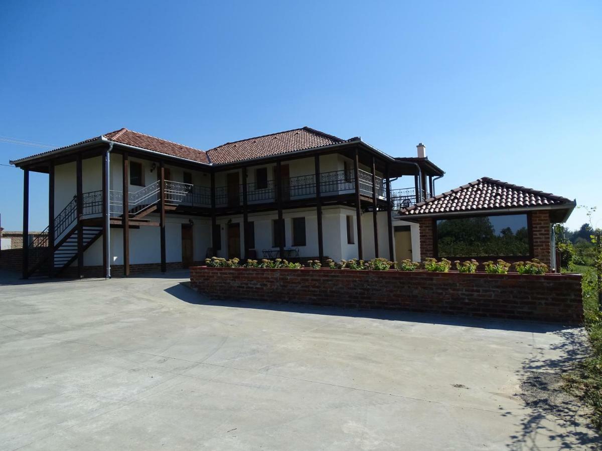 Ebner Pince - Panzio Bed & Breakfast Turbekpuszta Exterior photo